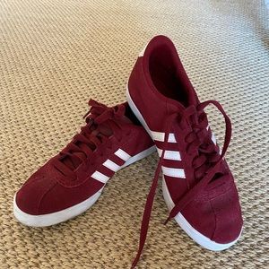 Adidas NEO Courtset like new!